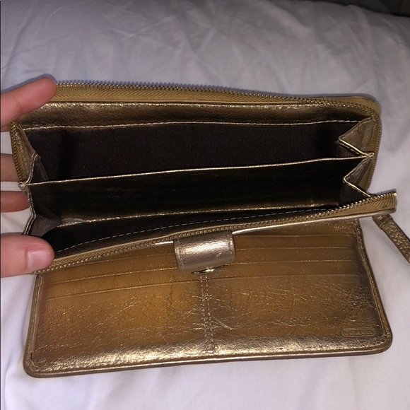 Authentic Coach Wallet - Picture 3 of 4